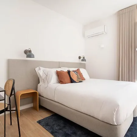Lapa Diplomatic & Flats By Feel * Lisbona