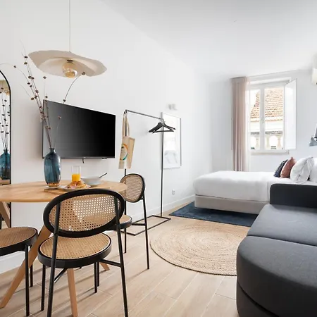 Lapa Diplomatic & Flats By Feel * Lisbona