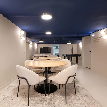 Lapa Diplomatic & Flats By Feel Appartamento Lisbona