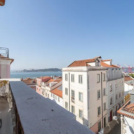 Lapa Diplomatic & Flats By Feel * Lisbon
